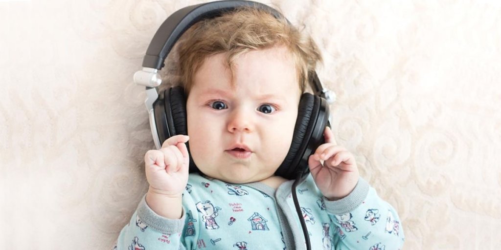 30 beaux prénoms pour garçons inspirés de chansons