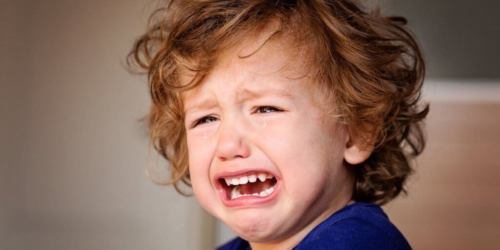 10 Phrases que vous devriez arrêter de dire à votre enfant (et quoi dire à la place)-min