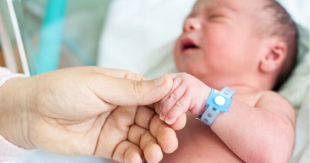 10-problemes-auxquels-les-futures-parents-sont-confrontes-lorsquils-choisissent-un-prenom-min