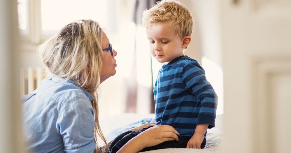 11 règles de politesse quun enfant de 8 ans devrait connaître-min