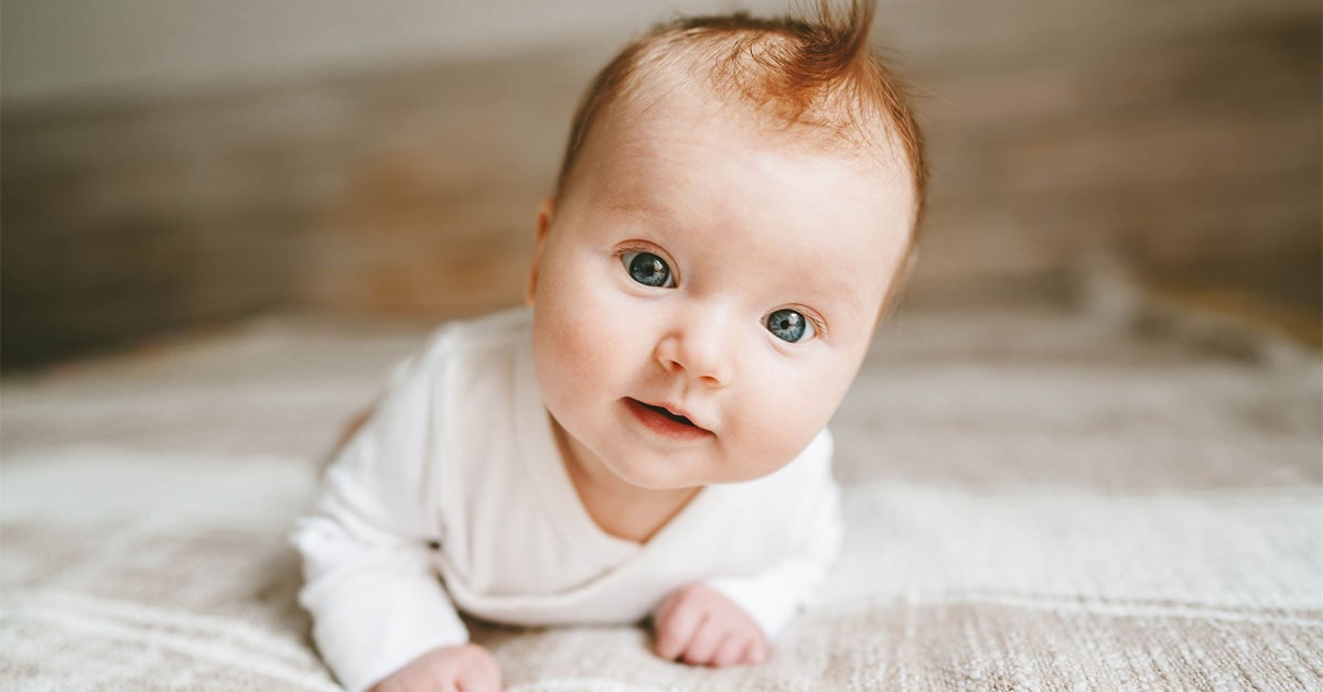 20 idées de prénoms de bébés qui sourient le plus-min