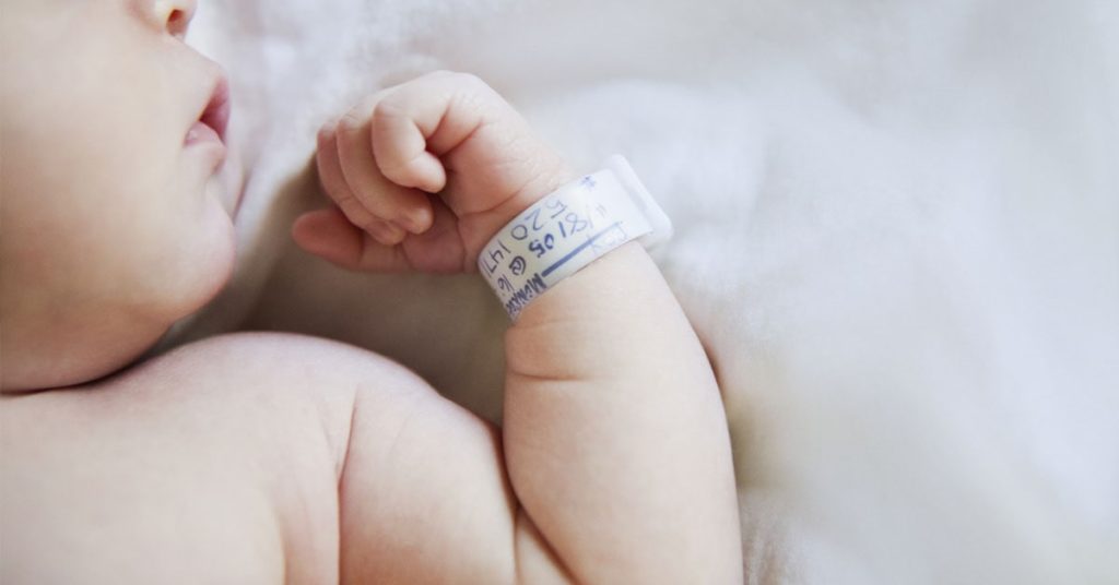 Ces jolis prénoms composés peuvent s'écrire en un seul mot-min