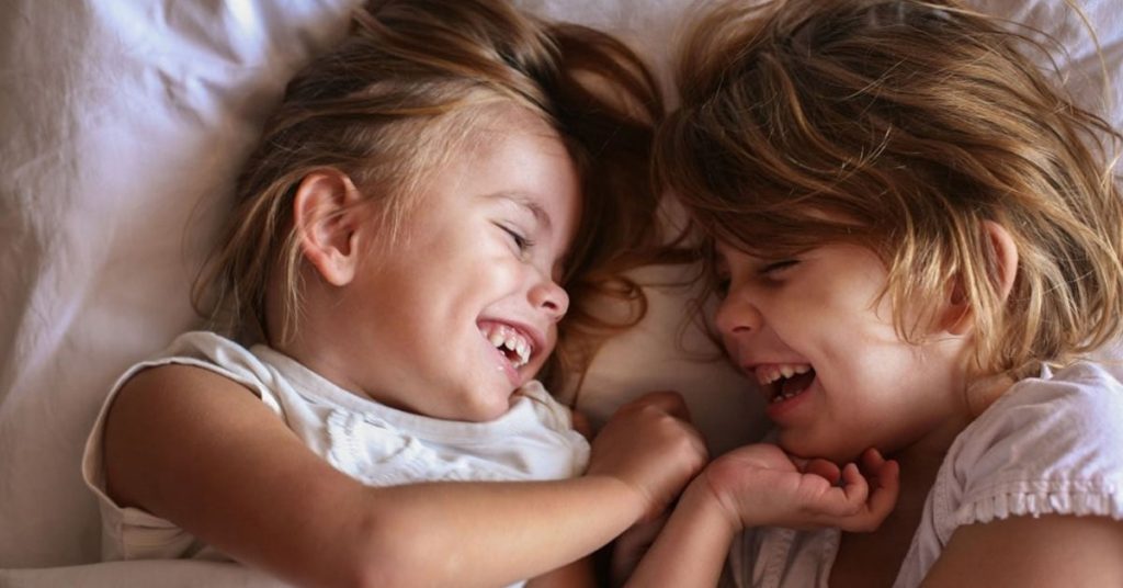 Ma soeur et moi partageons le même prénom dans deux langues différentes-min