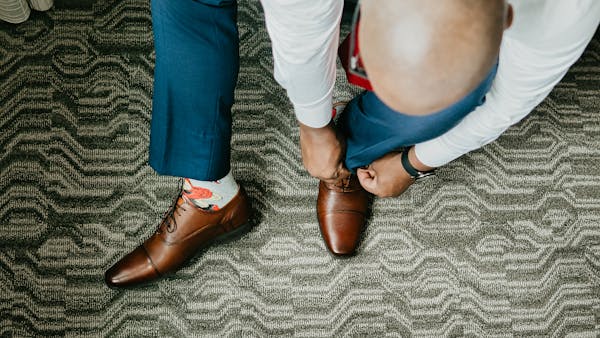 ses chaussures-min